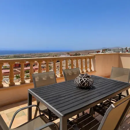 Men Men Semesterbostad